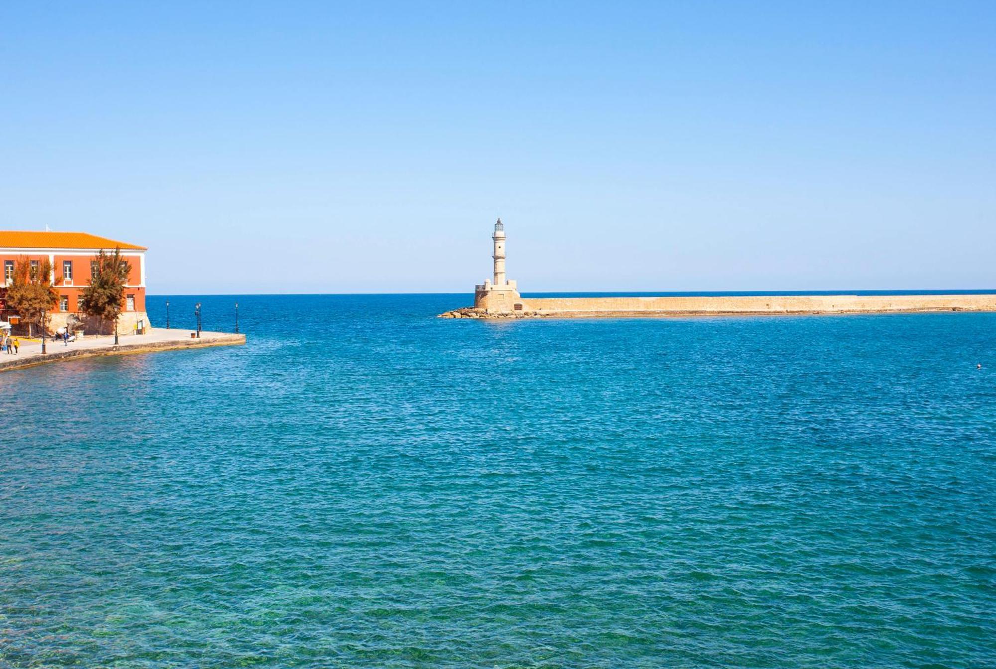 Lucia Hotel Chrissi Akti Chania Exterior foto